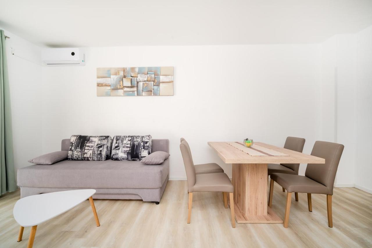 Apartments Oriana Рабац Екстер'єр фото